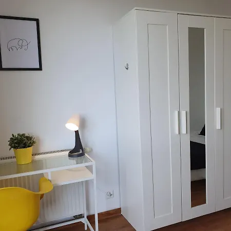 Apartament Bretowska Brama Iv *