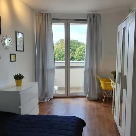 Apartament Bretowska Brama Iv アパート *